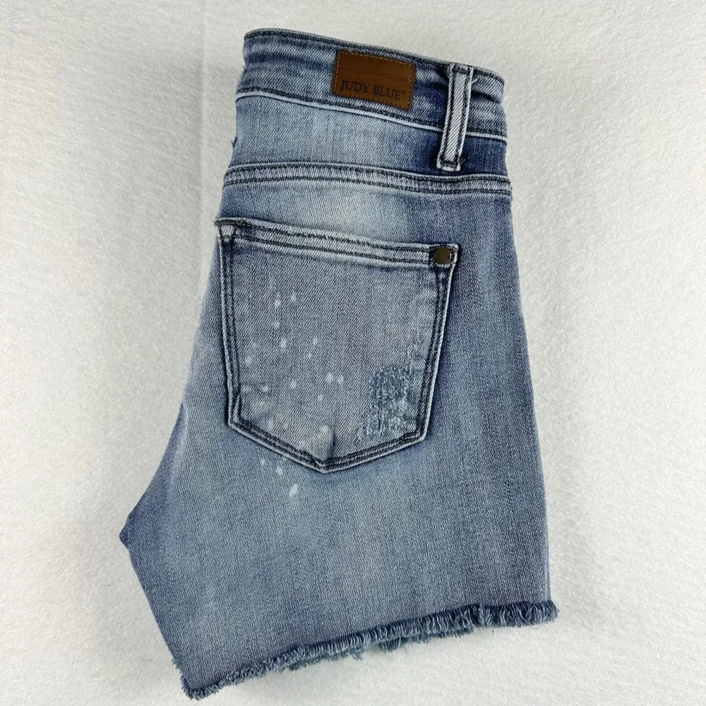 Judy Blue Distressed Paint Splatter Boyfriend Denim Shorts Blue 0/24 JB82169LT